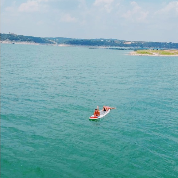 Meet your Posher, Liv - Picture 2 of 2